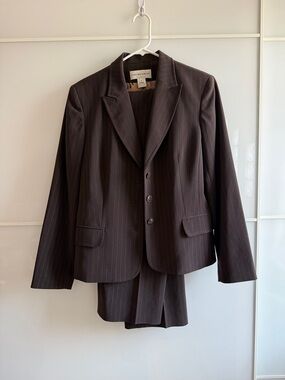 Jones New York Suit Chocolate Pinstripe Blazer Set - Blazer Jacket + Pants Sz 10